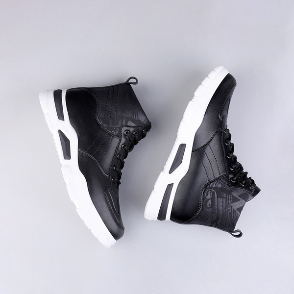 Height Raising Shoes +3.1" | Trek